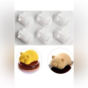 3D Pig Silicone Mold with 3D Star Silicone Mold, with Bonus Star Mold, Preowned